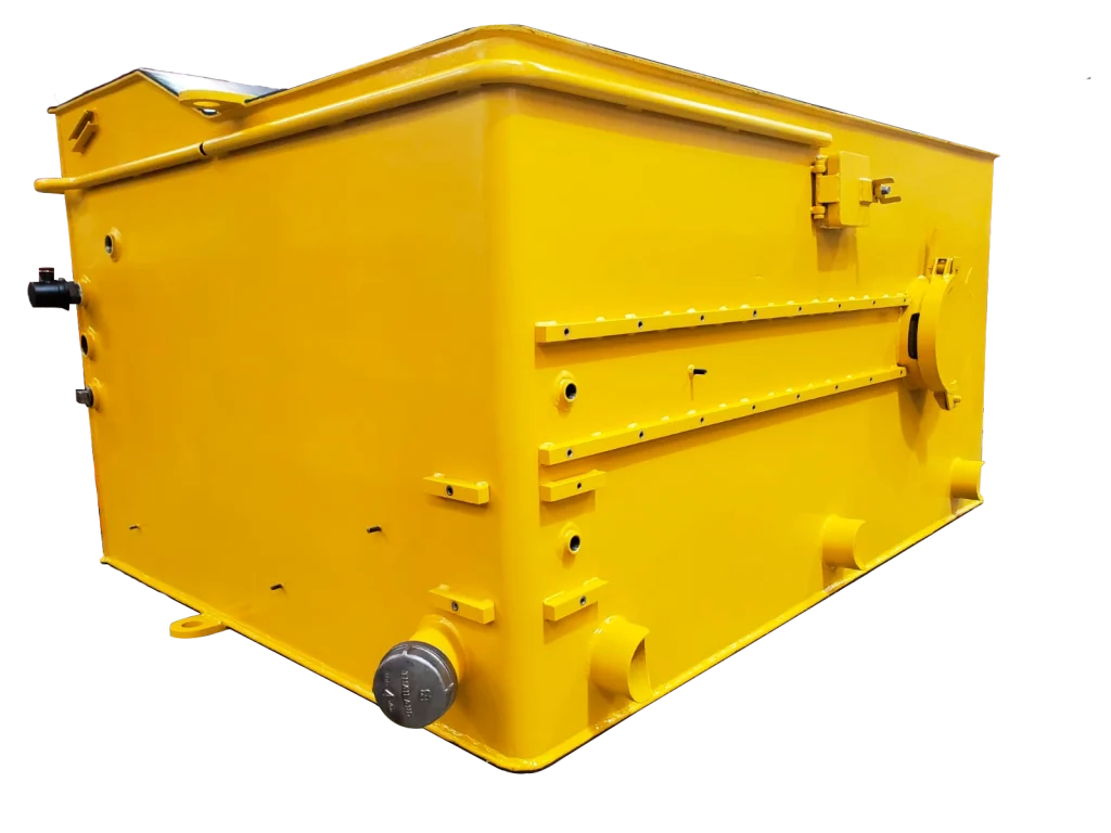 Los tanques de combustible priorizan la contención segura de hidrocarburos.